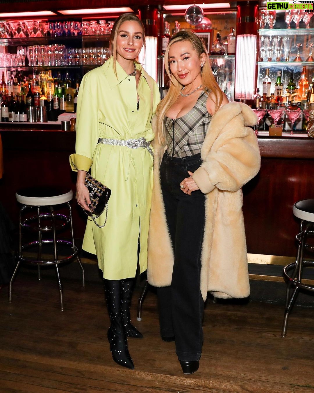 Olivia Palermo Instagram - Co-hosted an intimate dinner with @mackage last night to bring some fabulousness back to #NYFW! ππ§₯ The only thing chicer than the outerwear was the room full of amazing people π₯° Love you all and thank you for kicking off Fashion Month with me!!! π·: @thestewartofny | @neilrasmus for @bfa Raouls