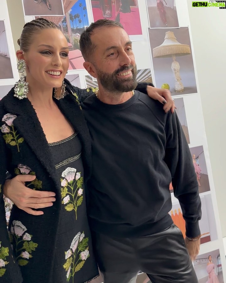 Olivia Palermo Instagram - @OliviaPalermo took @VogueGermany to the @GiambattistaValliParis Haute Couture Show in Paris. #voguegermany #giambattistavalli #oliviapalermo Paris, France