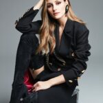 Olivia Palermo Instagram - First editorial of the new year! @thatsfabofficial 🎉 Swipe 👉 to see some of my favorite shots from the spread. On Italian newsstands now 📰 📕: @sonolucadini @vcassieri 📷: @alangelati 👗: @chloebeeneystyling 💇🏼‍♀️: @lisetgarza 💄: @nadinebauer 🎬: @wibmilano