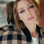 Olivia Palermo Instagram - Check please 🏁 📷: @essbeephoto 💇🏼‍♀️: @stefanbertin 💄: @chykapuka 🧥: @dior 👗: @simkhai 👢: @gianvitorossi Park Hyatt Paris-Vendome