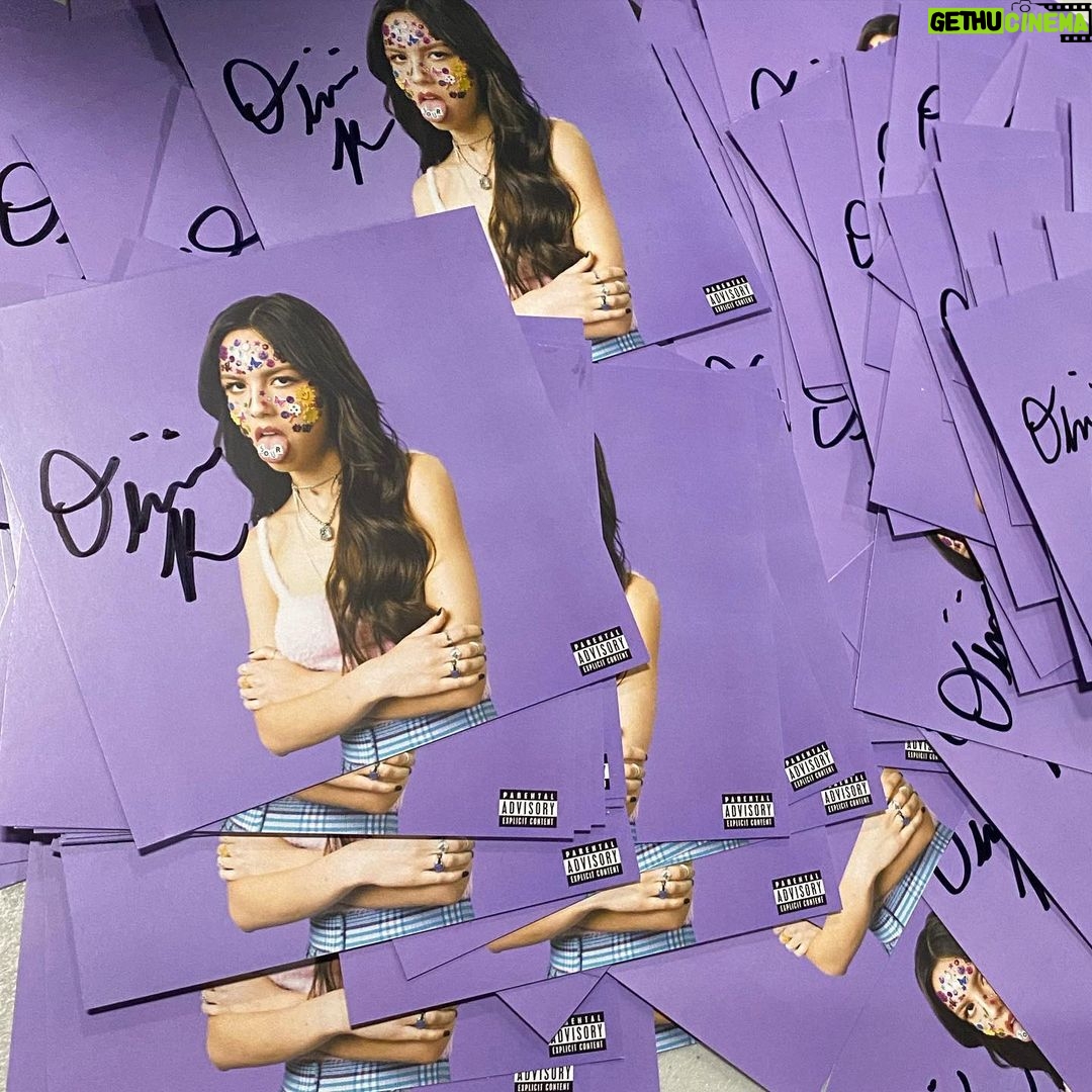 Olivia Rodrigo Instagram - my first album SOUR came out a year ago today. it is impossible for me to sum up in words how much this album means to me and how grateful I am to have gotten the privilege to make it and watch it exist in the world. thank u @dan_nigro for making it with me and believing in me more than anyone. and thank u to everyone who has embraced my 17 year old lamentations and forever changed my life in the process.💜💜💜
