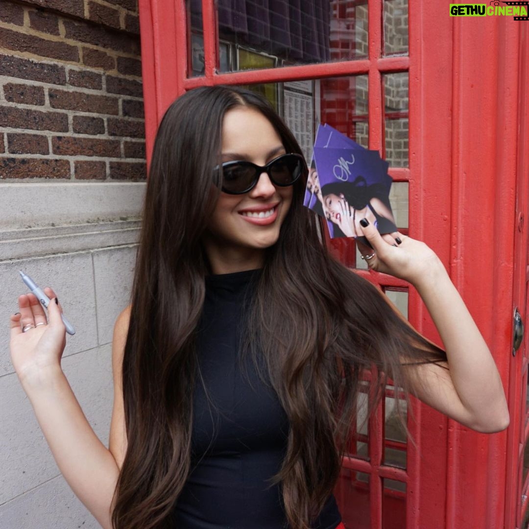 Olivia Rodrigo Instagram - going down like london london london