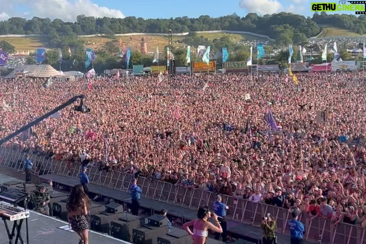Olivia Rodrigo Instagram - glastonbury was magical!!!! huge thanks to @lilyallen for sharing the stage with me and helping share such an important message. a day I will never forget.💜💜💜💜