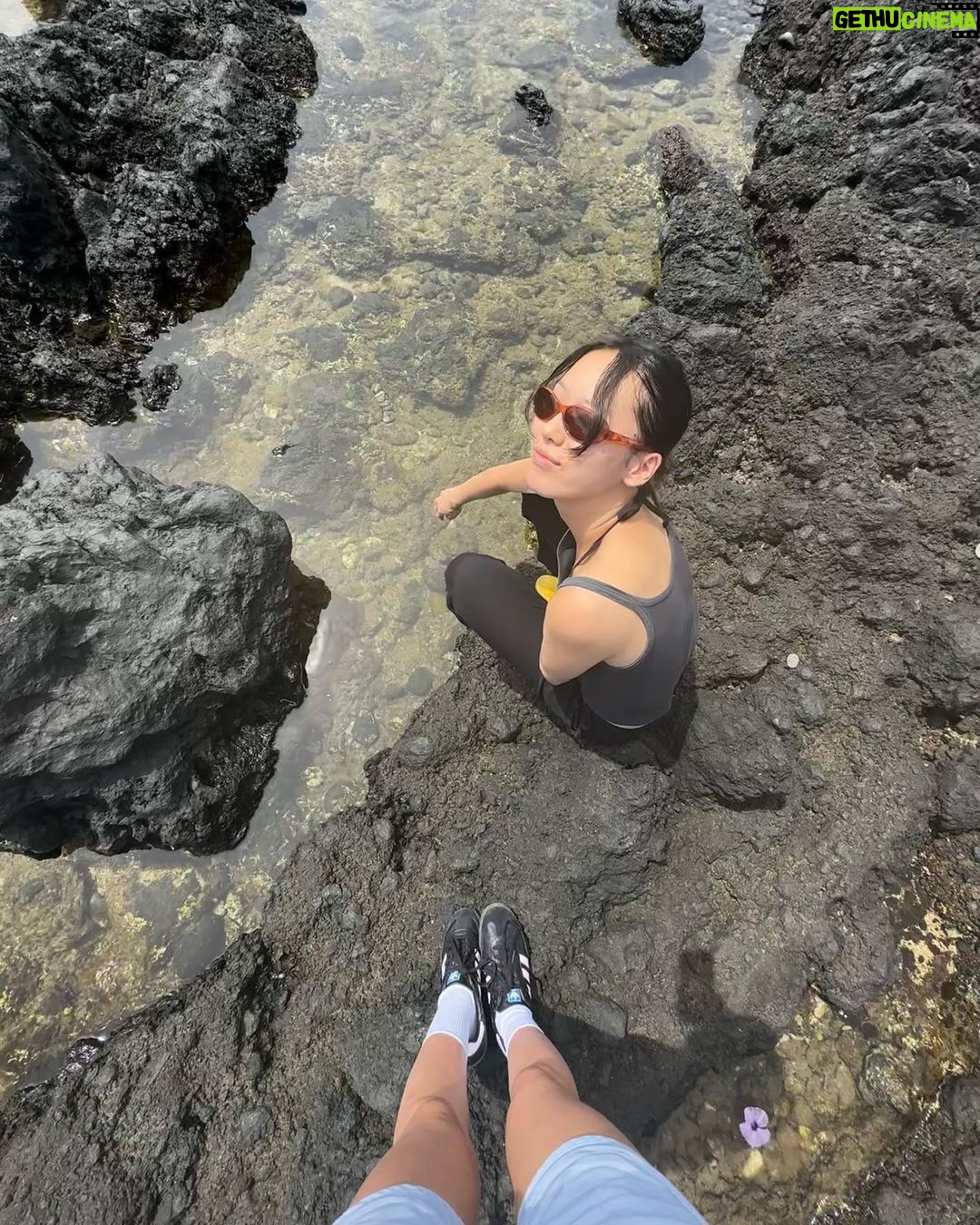 Olivia Rodrigo Instagram - vacay dumpppp π΄πΎπΊπ΄β€οΈβπ©Ήπ«ΆπΌπΈπ Four Seasons Resort Maui at Wailea