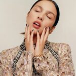 Olivia Rodrigo Instagram - what a dream @voguesingapore 🦋🦋🦋 CREDITS: Editor-in-Chief: @musingmutley Photographer: @peterashlee Fashion: @cococassibba Art director: @studionotes Hair: @claytonhawkins Make-up: @mollygreenwald Manicure: @nailzbyvee Casting: @jilldemling Producer: @paulpreiss