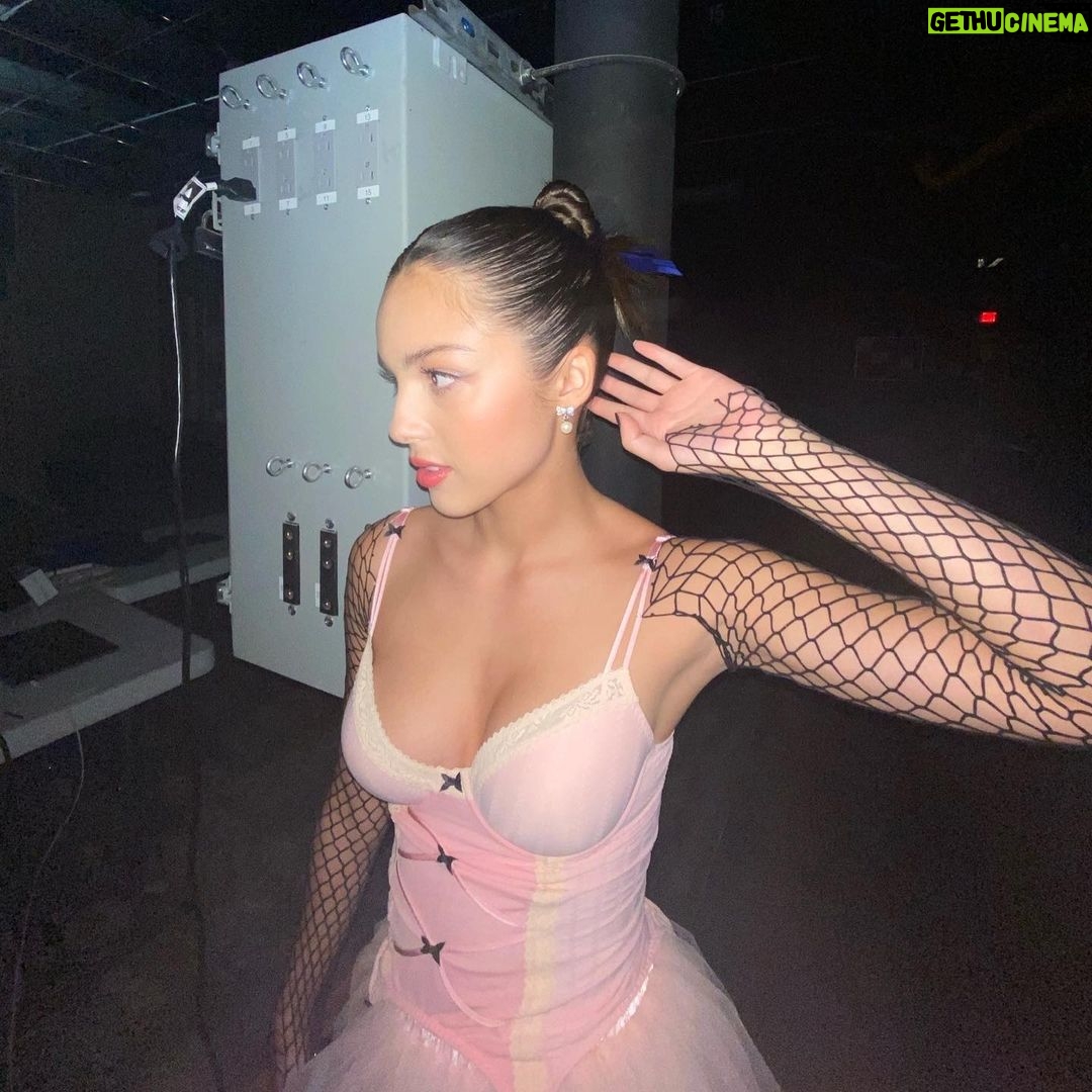 Olivia Rodrigo Instagram - SHES HAVING A REALLY GOOD TIME