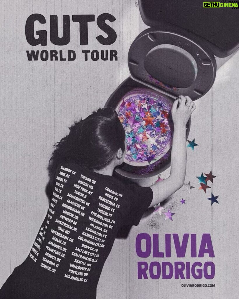 Olivia Rodrigo Instagram - ONLY ONE WEEK TILL the #gutsworldtour !!!!!! I’m so excited!!!!! see you soooooon ⭐️⭐️⭐️