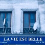 Olivia Ruiz Instagram - #blueisthenewblack #juillet2023 🥰💝💖 Je vous embrasse! Olivia