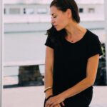 Olivia Ruiz Instagram – Parfois tout fout le camp, et un regard, si doux, te permet de retrouver le calme et l’apaisement en une seconde… @laurag Merci toi❤️