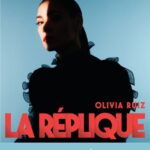 Olivia Ruiz Instagram - Holà todos J-15 avant la sortie de La Réplique, alors à vos précos tant que j’ai le stylo en main pour signer vos vinyles et autres cartes postales 😉 Je vous embrasse Photos et vidéo studio @ilanbrk_ Cover album photo @charlotteabramow - graphisme @jsph_bnt.illustration