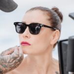 Olivia Ruiz Instagram - Bonsoir tout le monde, La semaine prochaine on vous dévoile le making of du clip de « La Réplique » et en attendant quelques souvenirs de ce tournage très « chaud » 😉 Je vous embrasse Olivia Photos : Delphine Pincet Merci @leonorgreyl , @stephanepous et @fredericbarat
