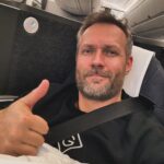 Ondřej Novotný Instagram - Vzhuru do Vegas 🔥 na MMA OSCAR Dekujeme nejen vsem nasim fanouskum @oktagonmma , ale i tem co maji radi “jen” 🇨🇿 a 🇸🇰 vyrobky a firmy. Kazdopadne Vas budem s Palim @pavolneruda informovat o tom jak to vypada a co jsme vsechno videli a zazili. Par veci je domluvenych, tak se muzem tesit na Sphere, red carpet, UFC 296 apod😉 Tak ci onak to bereme jako odmenu a naprosto vyjmecne si to jedeme hlavne uzit✌️ A samozrejme neco vyhrat v casinu😜 #fightlifepokracuje