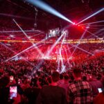 Ondřej Novotný Instagram - Long story short… Reditel Lanxess Areny Stefan za nami prisel klece po turnaji s cenou , kterou dava tem, kteri nejvetsi nemeckou arenu vyprodali. (V nekterych arenach se to dela a je to sympaticke, ne, ze ne) Je to cena predevsim pro nase fanousky. Jak 🇩🇪, kteri jsou vazne oddani svym zapasnikum. Tak ale i pro 🇸🇰🇨🇿 , kteri nas k temhle velkym momentum porad tlaci a to od prvnich dnu. Spousta z Vas byla i v Koline a bud jsme se potkali a nebo jsem Vas slysel. Je to klise, ale je to neuveritelne mit tuhle podporu. Verim, ze vsichni co tenhle turnaj zazili maji na co vzpominat a budou mit chut to zazit znovu✊ P.s. vim, ze par set listku zustalo a to jsem rediteli Stefanovi take rekl, ze si tu cenu nezaslouzime. Ale odpoved byla, ze o tom rozhoduji oni a na 95% je to neco jako odchylka. Mimochodem vedeli jste ze 6% je prumer lidi, kteri maji na akci listek a neprijdou. Kazdopadne tyhle zazitky nam nikdo nevezme 🔥👍 @oktagonmma LANXESS arena