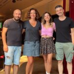 Onur Özaydın Instagram - “Acındırma Propaganda Birimi” ile Ekim’de @oyunatolyesi ‘nde görüşmek üzere🎭♥️ Yazan: Yeton Neziray Çeviren: Senem Cevher Yöneten: Muharrem Özcan Sahne Tasarımı: Makbule Mercan Müzik: Tolga Çebi Işık Tasarımı: Kemal Yiğitcan Hareket Tasarımı: Utku Demirkaya Video Tasarımı: Gülay Yiğitcan Oynayanlar Mustafa Kırantepe Hasibe Eren Onur Özaydın Burcu Arslan oyun atölyesi