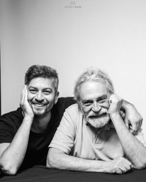 Onur Özaydın Instagram - Bir hayalin gerçekleşmesinin sonucu yüzümdeki mutluluk.  Başka hayallerde görüşmek üzere♥️ #krallear @oyunatolyesi 

📸 👉🏻 @amuratarik