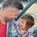 Onur Özaydın Instagram - Birinin babası, diğerinin oğlu olmakla karşı koyuyorum her şeye.