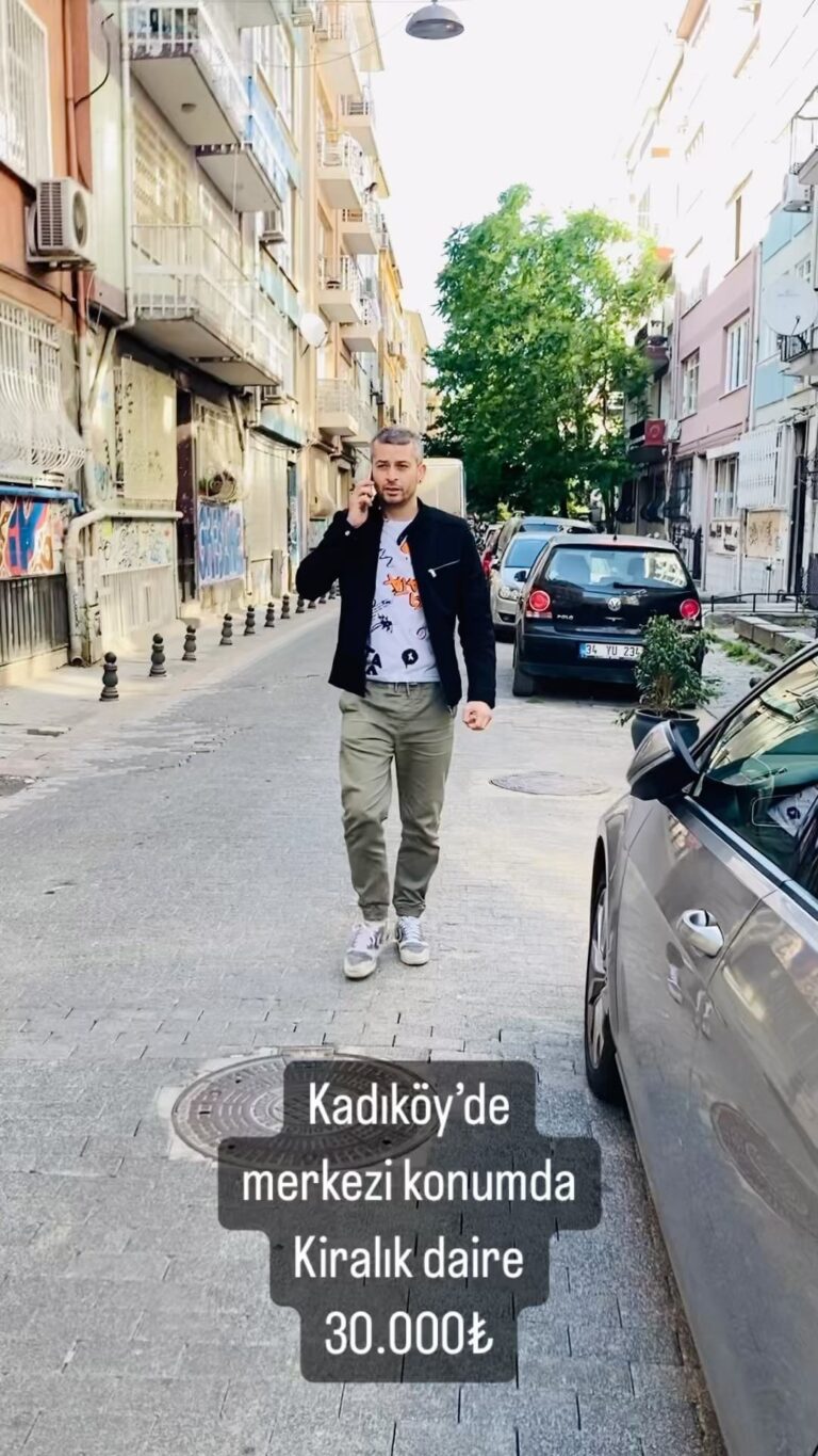Onur Özaydın Instagram - Özgüven Emlak’tan Kadıköy’de merkezi konumda Kiralık Daire. 30.000₺