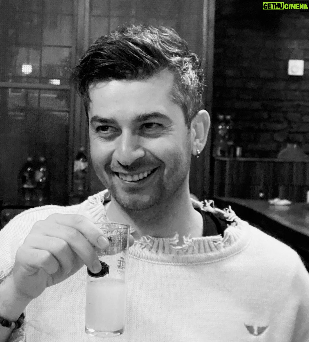 Onur Özaydın - 1.5K Likes - Paylaşım yapmak için, yine herkesin uyuduğu anlamsız bir saat. Olsun. Sağlığınıza🙏
📸 @selcukbasa