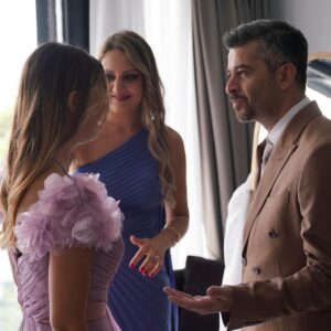 Onur Özaydın Instagram - Bugün “Yargı” üçüncü sezonuna başlıyor. Gururluyuz. Emek veren herkese sarılıyorum. İyi seyirler 😊🎈
@yargidizi @ayyapim @kanald @art11management
#yargı