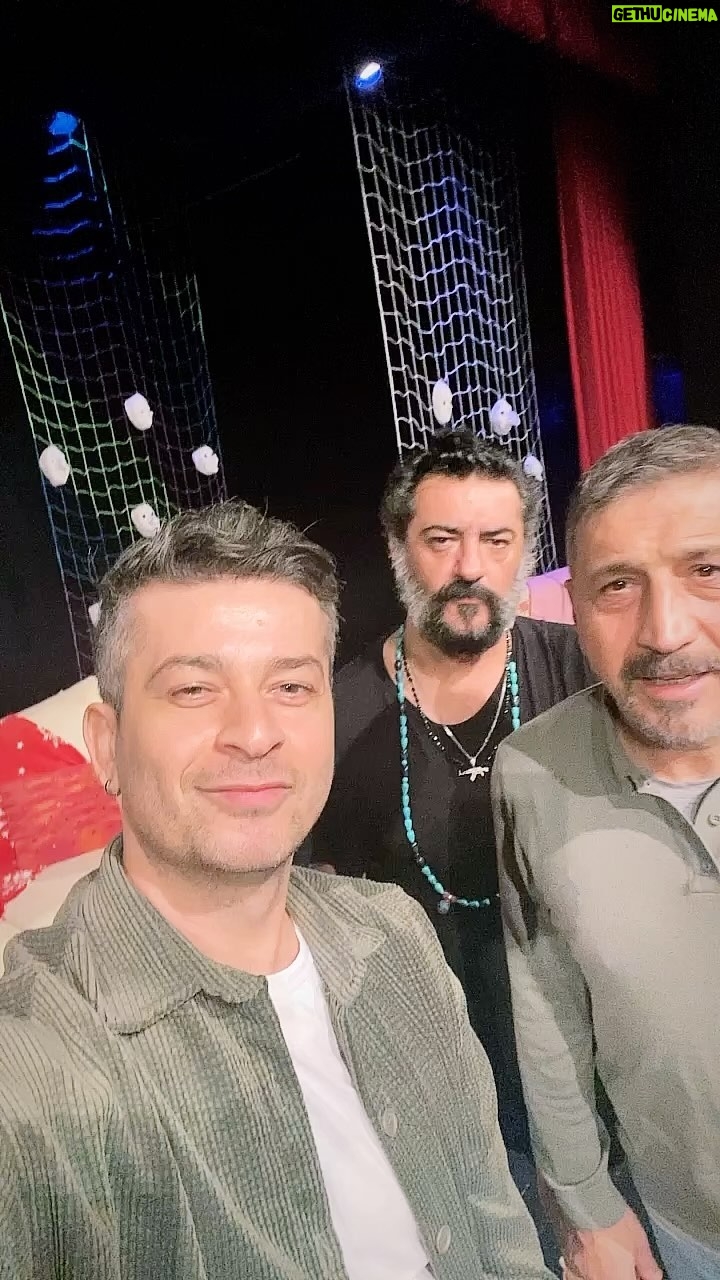 Onur Özaydın - 5.7K Likes - Şu 15 saniyeye kalbimi bıraktım:) İyi ki beraberiz♥️🎭