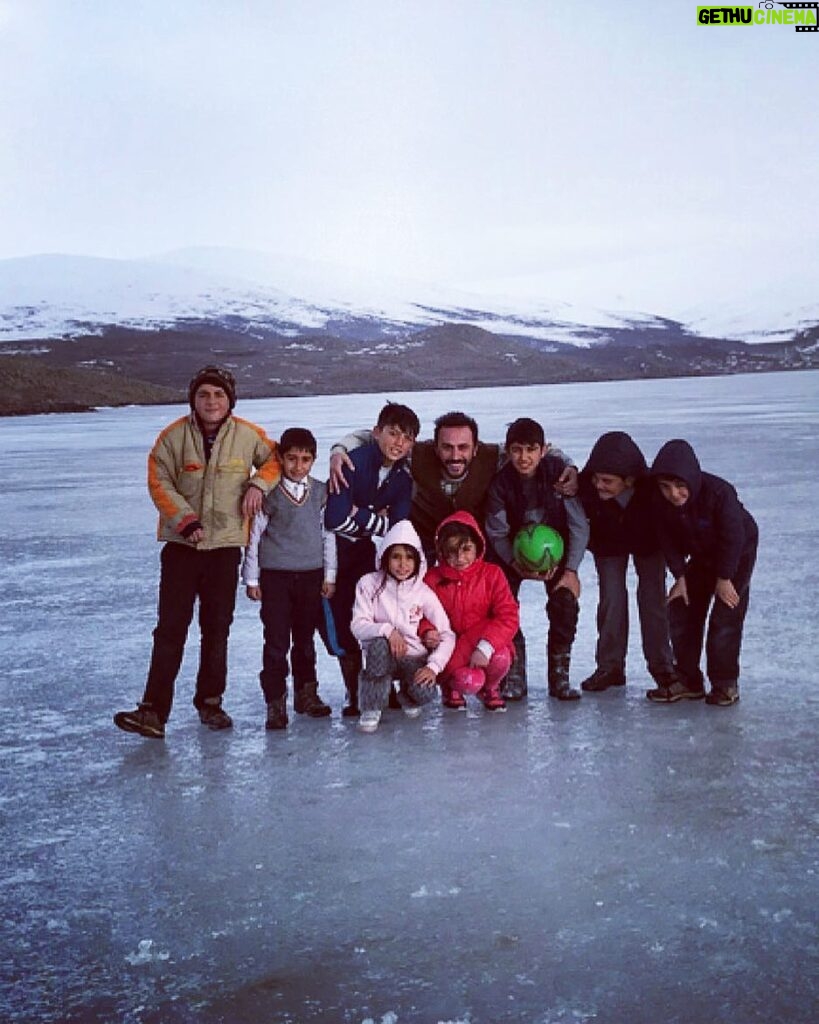 Onur Dilber Instagram - Çocuk! 🎬 #ardahan #çıldırgölü #kapan #film #kameraarkası #tb Çıldır Gölü