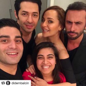 Onur Dilber Instagram - #Repost @didembalcin

2017 tiyatro sezonunun  bittiğinin resmidir.. Gelen, seven,alkışlayan elleriniz dert görmesin.. Ocak ayında yeniden görüşürüz..
#dasdas #dasdassahne #josephk
