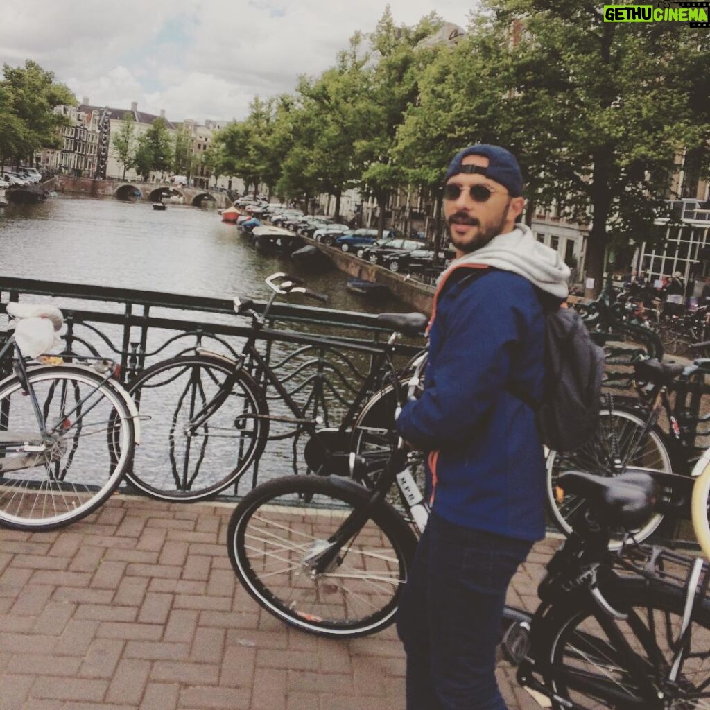 Onur Dilber Instagram - #amsterdam #biketrip Amsterdam