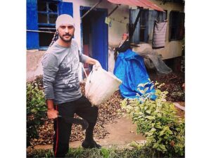 Onur Dilber Instagram - Fındık-orak-sepet 
#Fındıkzamanıiscoming
#tbt