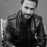 Onur Dilber Instagram - Yıkılmadım oturuyorum 📸 @nazgulerrrr