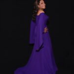 Oprah Winfrey Instagram - Just when I didn’t think another purple dress could be made, @gucci made this beauty so I could cheer @thecolorpurple cast at the @sagawards. Thank you @sabatods 💜 (📸: @maxfarago)