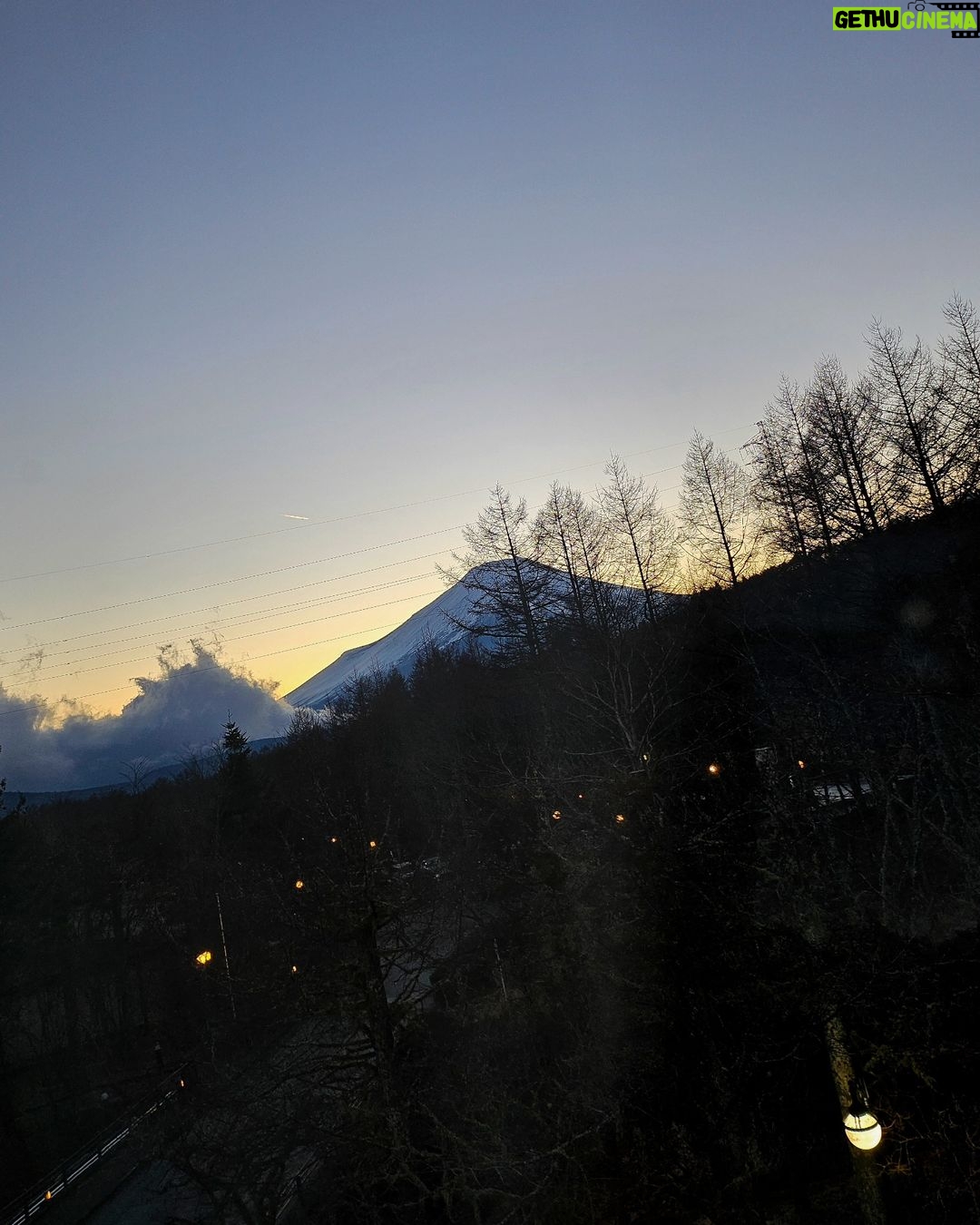Oranicha Krinchai Instagram - 2nd day of the year: a road trip to Fujisan 🏔 Japan