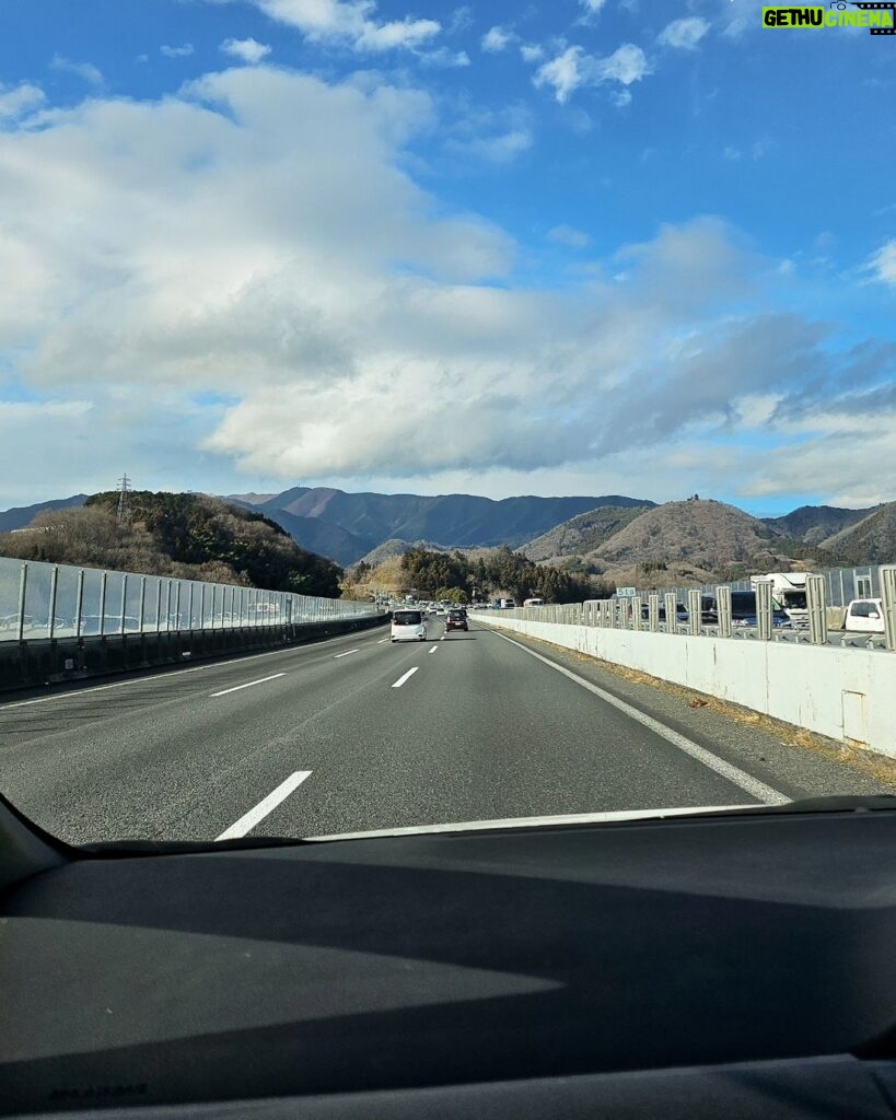 Oranicha Krinchai Instagram - 2nd day of the year: a road trip to Fujisan 🏔 Japan