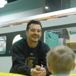 Orlando Bloom Instagram - So much fun in the most unlikely of places. With the support of UNICEF, a train has been transformed into a child-friendly space at a railway station in Kyiv, Ukraine. From tents to metro stations, 182 centres are helping provide safe places for children to learn, play and receive emotional support across the country.