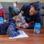 Orlando Bloom Instagram - Today I met Natalia and Yurii who welcomed me into their home in Demydiv. They have five children between 8 and 27. They also took in four siblings between the ages of 4 to 8 three years ago. Yes, that's nine children!! As the war continues, and children become orphans as a result, Ukraine will need more parents to follow in the footsteps of Natalia and Yurii and take these children into loving homes. They are super humans. They told me that this war has taught them one thing...that family matters most. When they had to flee their home after the war escalated last year, they took very little as they said they don't need anything except their children. @UNICEF is working to end the use of residential care institutions and instead strengthen support for families so that every Ukrainian child is part of a warm, nurturing, devoted family like Natalia's and Yulia's. @unicef_ukraine