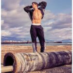 Orlando Bloom Instagram - sewage pipe chic ⁉️thanks to @flauntmagazine and the wonderful team who found this disused sewage pipe to match the @missoni sweats I’m only half wearing. @FlauntMagazine Photographed by @kurtiswarienko Styled by @mrmontyjackson featuring @missoni Groomer: @guidrozlori Producer: @itsgarettquigley Location: Casa del Mar Inn Flaunt Film: @yongwkim #FlauntMagazine #TheCocoonIssue @independentpublicrelations Casa Del Mar
