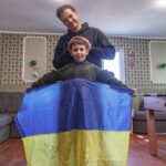 Orlando Bloom Instagram - Today I met Natalia and Yurii who welcomed me into their home in Demydiv. They have five children between 8 and 27. They also took in four siblings between the ages of 4 to 8 three years ago. Yes, that's nine children!! As the war continues, and children become orphans as a result, Ukraine will need more parents to follow in the footsteps of Natalia and Yurii and take these children into loving homes. They are super humans. They told me that this war has taught them one thing...that family matters most. When they had to flee their home after the war escalated last year, they took very little as they said they don't need anything except their children. @UNICEF is working to end the use of residential care institutions and instead strengthen support for families so that every Ukrainian child is part of a warm, nurturing, devoted family like Natalia's and Yulia's. @unicef_ukraine