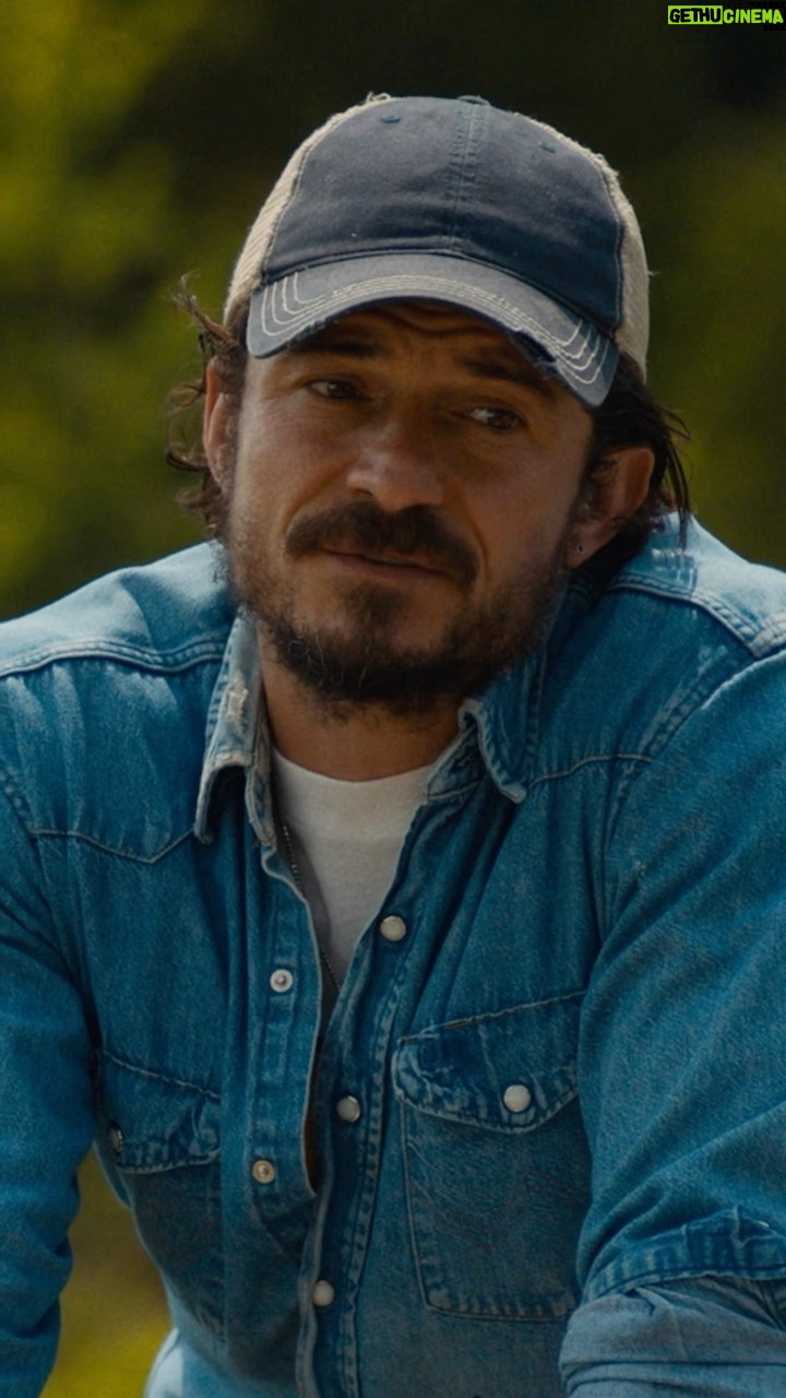 Orlando Bloom Instagram - Debts must be paid… #RedRightHand, in theaters February 23 🎯 @magnoliapics