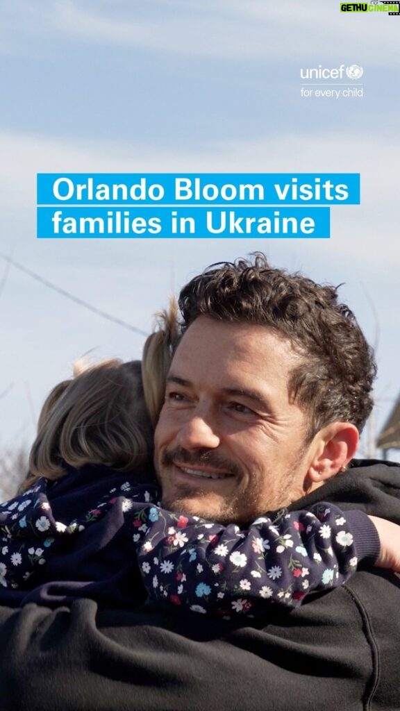 Orlando Bloom Instagram - Every child deserves love, safety and protection. The war in Ukraine has torn families apart. On a recent visit, UNICEF Goodwill Ambassador Orlando Bloom witnessed the power of foster families, and how they provide stability for children whose lives have been turned upside down.