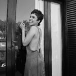 Ornella D'Elía Instagram - orne from 5 to 7. 🍷🫀🌬️