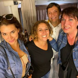 Oya Başar Instagram - Canım günay'ım hem sahne'de hem kulis'te bizi çok güldürdü.