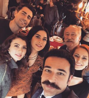 Ozan Dağgez Instagram - Afili Ailem 😃🚀 @altan_erkekli  @nesebaykent  @asenatugal @burcuozberk @caglarertugrul  @afiliask  @kanald