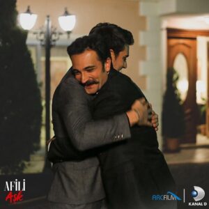 Ozan Dağgez Instagram - Kardeşimmm😀 @caglarertugrul @afiliask @kanald