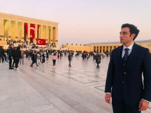 Ozan Dağgez Instagram - 10 Kasım Atamızın huzurunda 🇹🇷