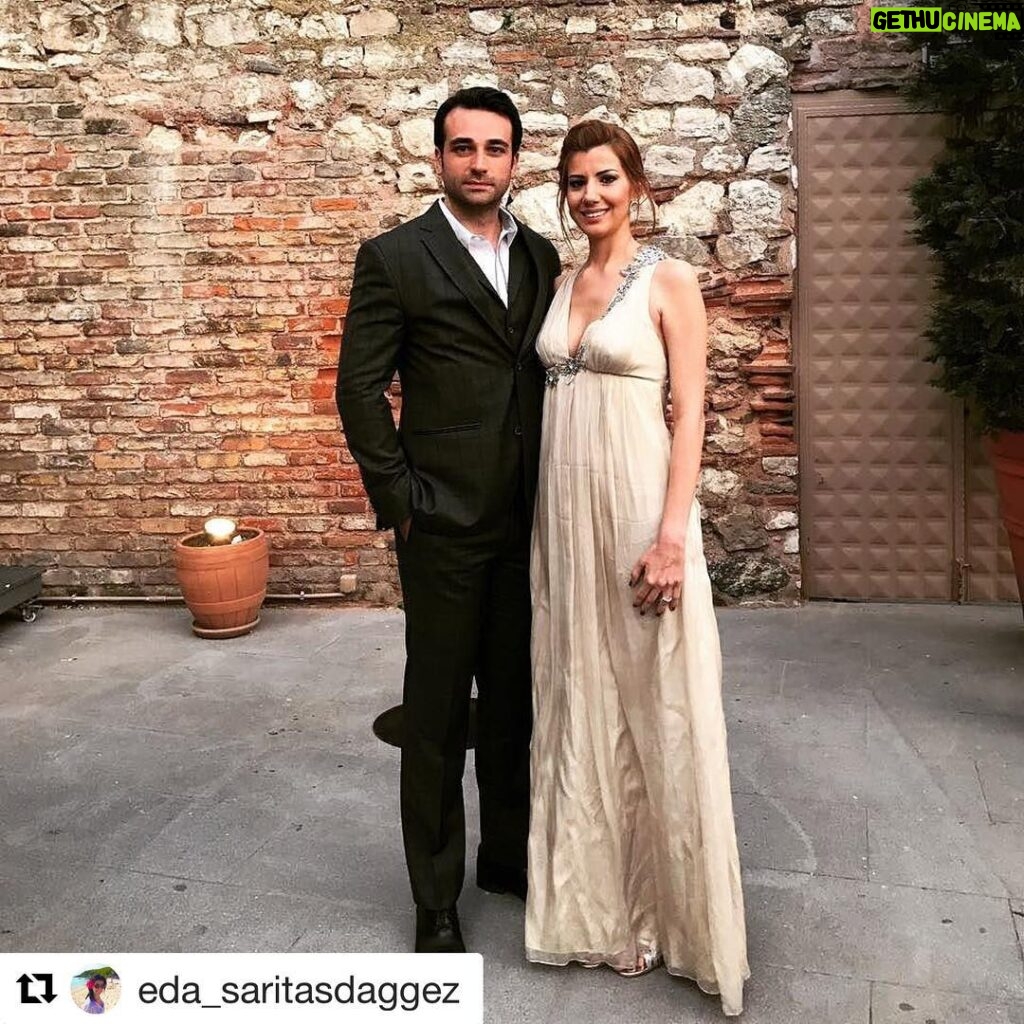 Ozan Dağgez Instagram - #didemirwedding #yinebirgündüğündeyiz #canımkarım @eda_saritasdaggez Kalyon Otel Reji (Wedding)