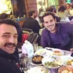 Ozan Dağgez Instagram – #kadıköy #hamsipub #akşamkeyfi #bro #yorgunlukatmaca @ayberkaladar Kadıköy Hamsi Pub