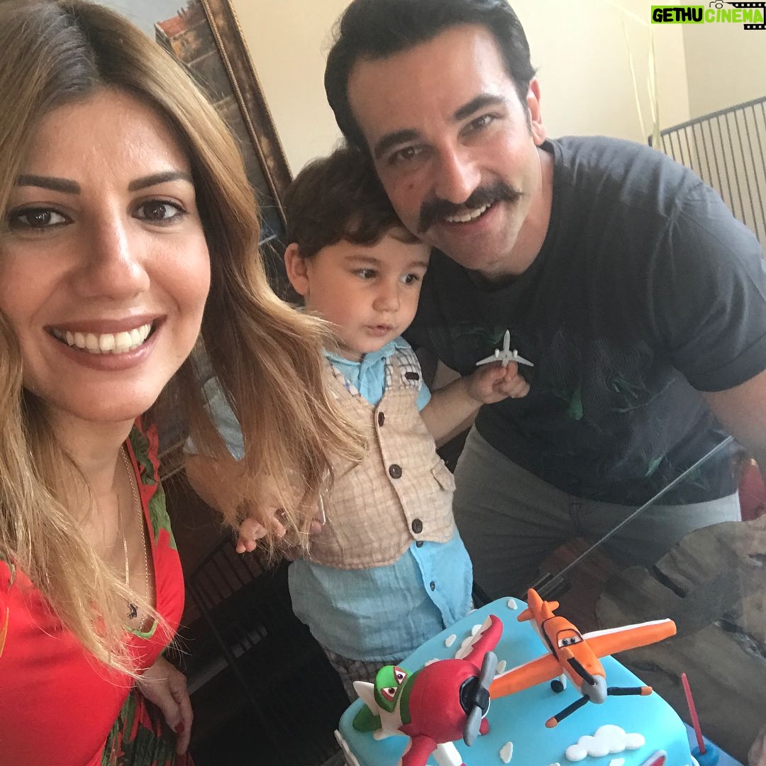 Ozan Dağgez Instagram - #iyikidoğdun #canım #oğlum #rauferezdağgez #2yaşında #maşallah #happybirthday #myson 🎉🙏🏻🎂👏🏻 Bağdat Caddesi