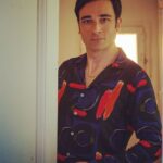 Ozan Dağgez Instagram - Ya evde yoksan 😏 @seversindizi @kanald