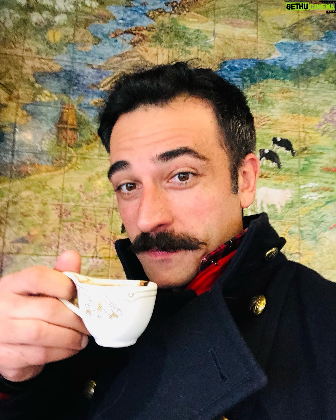 Ozan Dağgez Instagram - Gününüz aydın olsun efemmm☀️🦅☕️