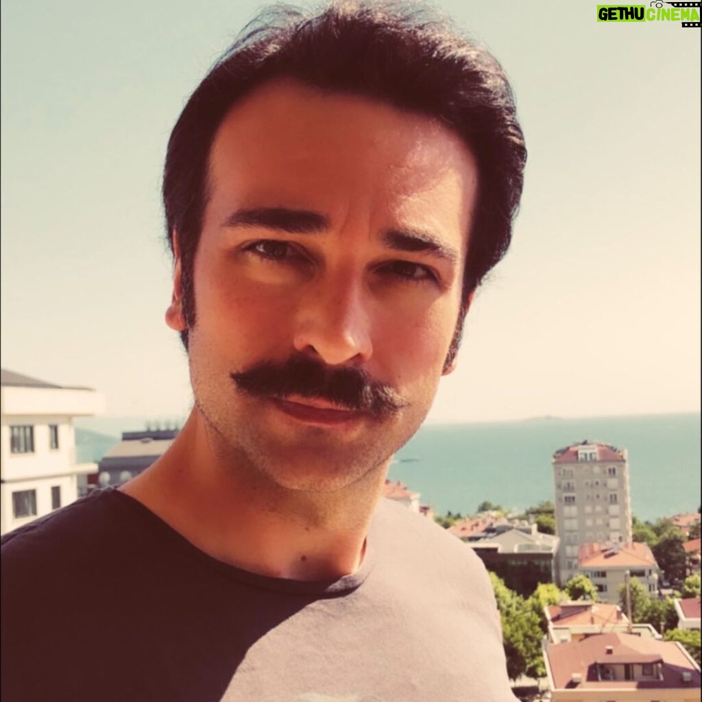 Ozan Dağgez Instagram - Last photo with mustache 🤵🏻👋