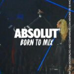 Pabllo Vittar Instagram - filhinhas, quinta feira é dia de #tbt e aqui temos um de respeito! Melhores momentos do meu Halloween com a presença dos drinks incríveis de @AbsolutBrasil, e muuuuuita curtição! Quem ai já está ansioso pela edição 2024? #BornToMix #ProudToMix 🔞 Beba com moderação. Não compartilhe com menores de 18. *publi